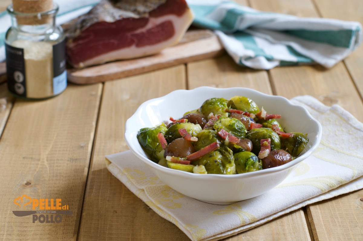 Cavoletti di bruxelles con speck e cipolline
