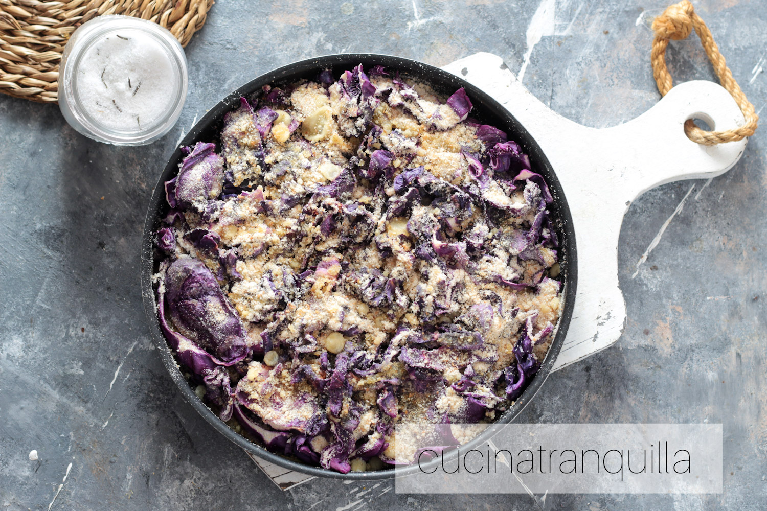 Cavolo cappuccio viola gratinato al microonde