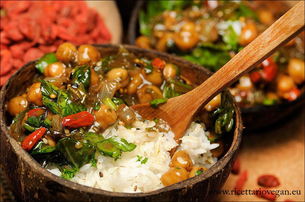 Ceci con basmati e spinaci alla salsa agrodolce di kuzu