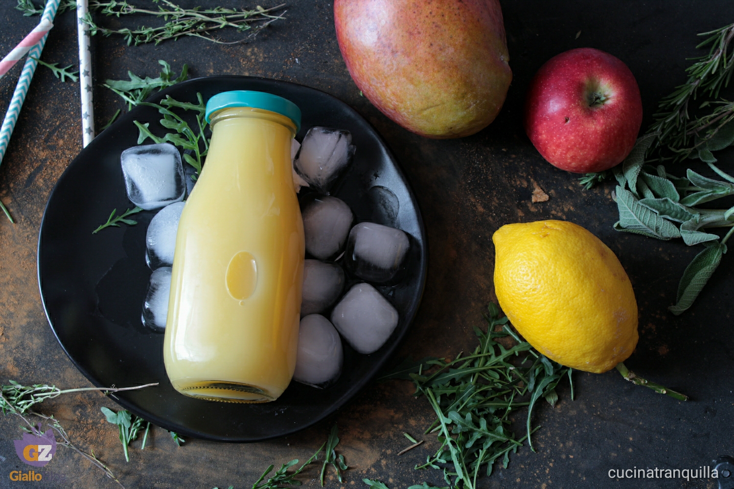 Centrifugato al mango con mela e limone