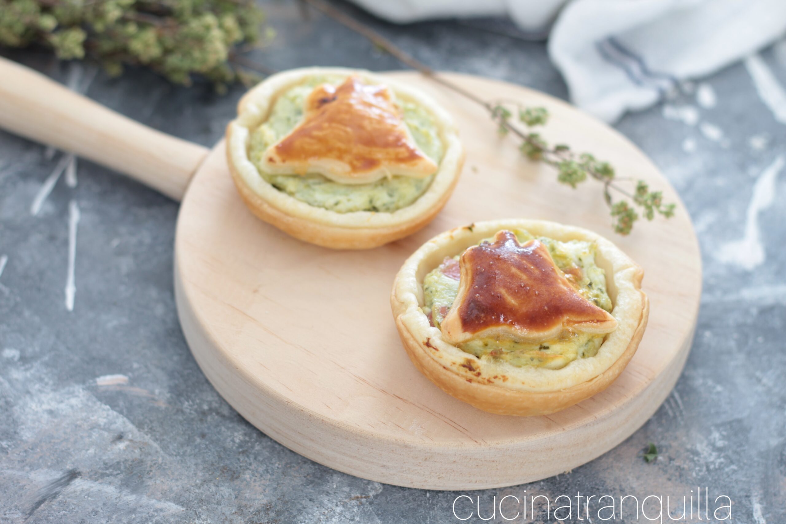 Cestini alla ricotta con pesto