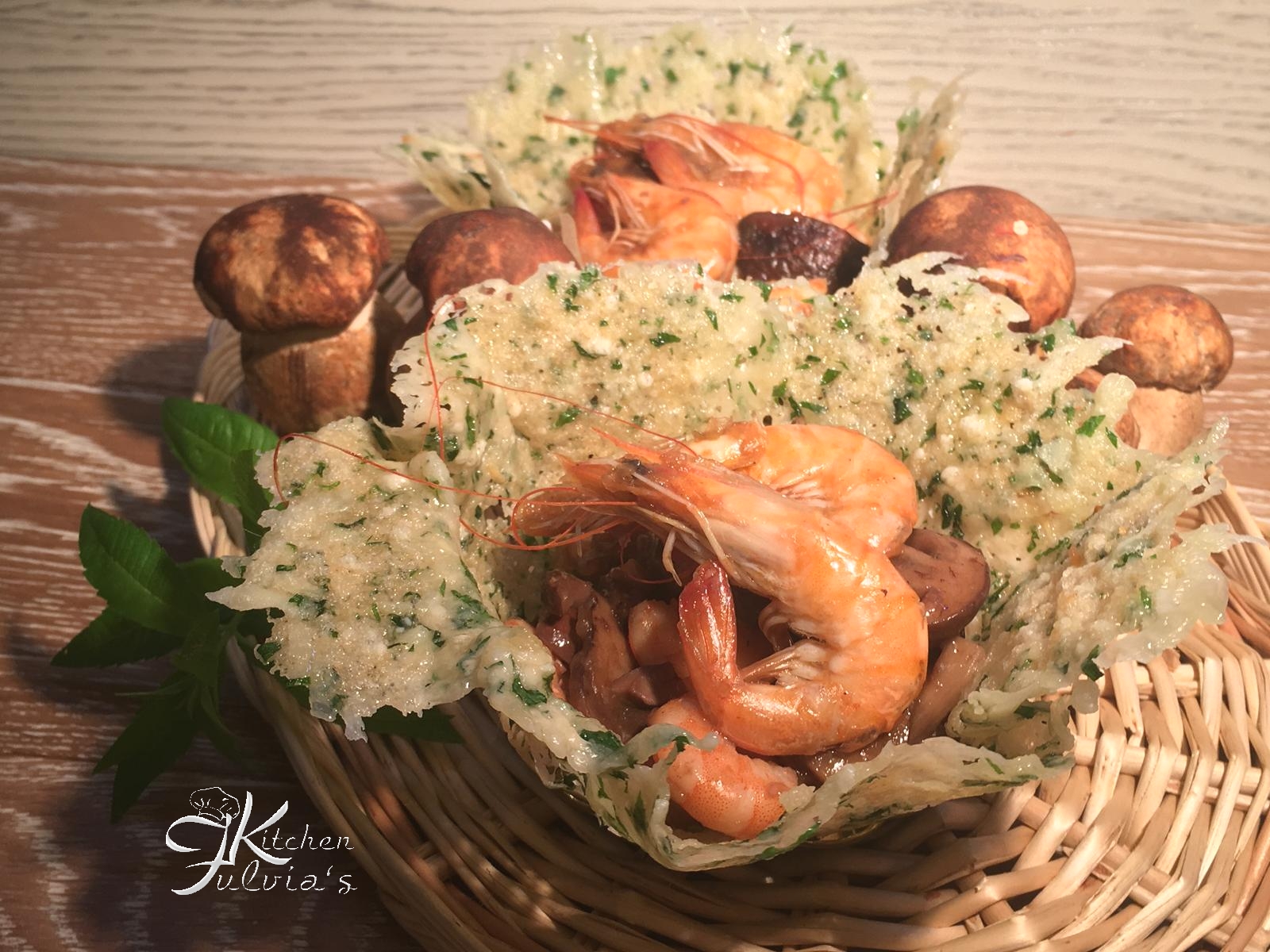 Cestini croccanti con porcini e mazzancolle