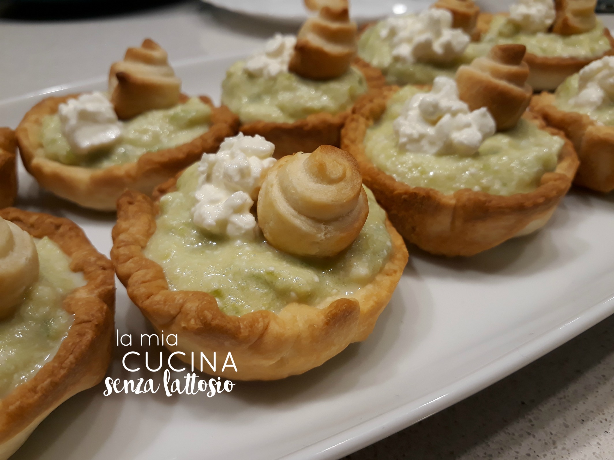 Cestini di pasta brisee con zucchine e jocca senza lattosio