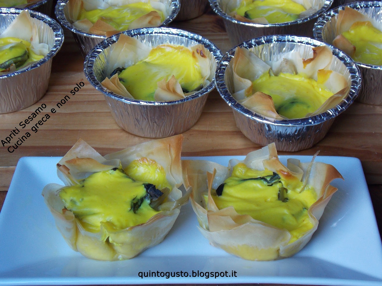 Cestini di pasta fillo con cicoria e crema alla curcuma