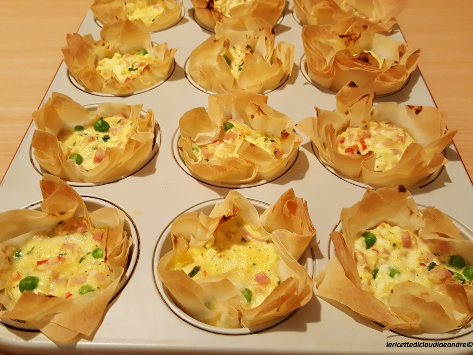 Cestini di pasta filo con ricotta, prosciutto e pisellini