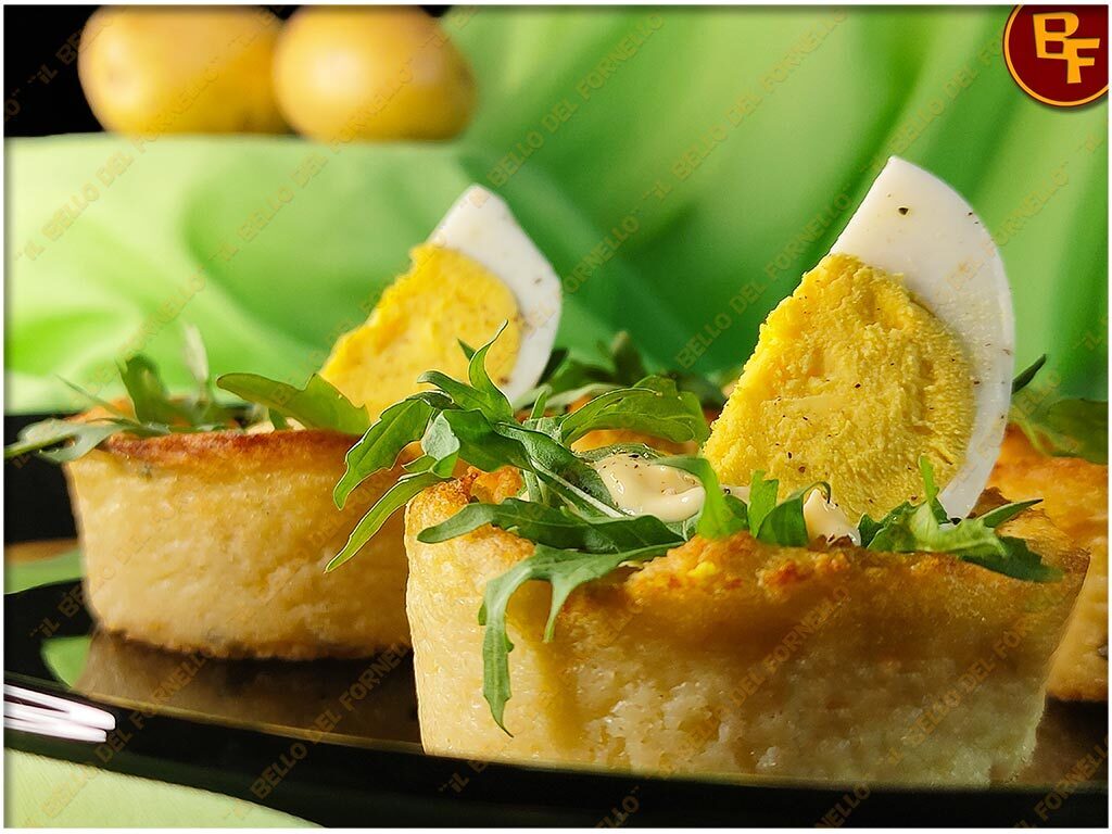 Cestini di patate con uova sode e tonno