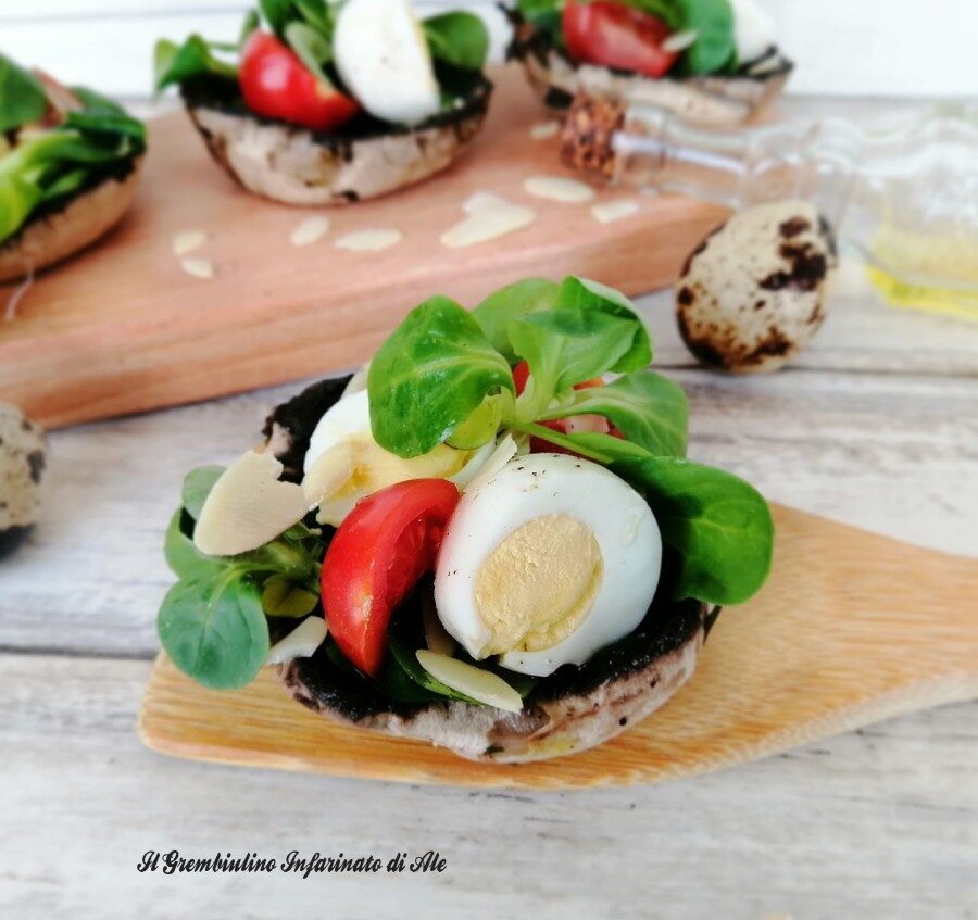 Cestini di portobello con uova di quaglia