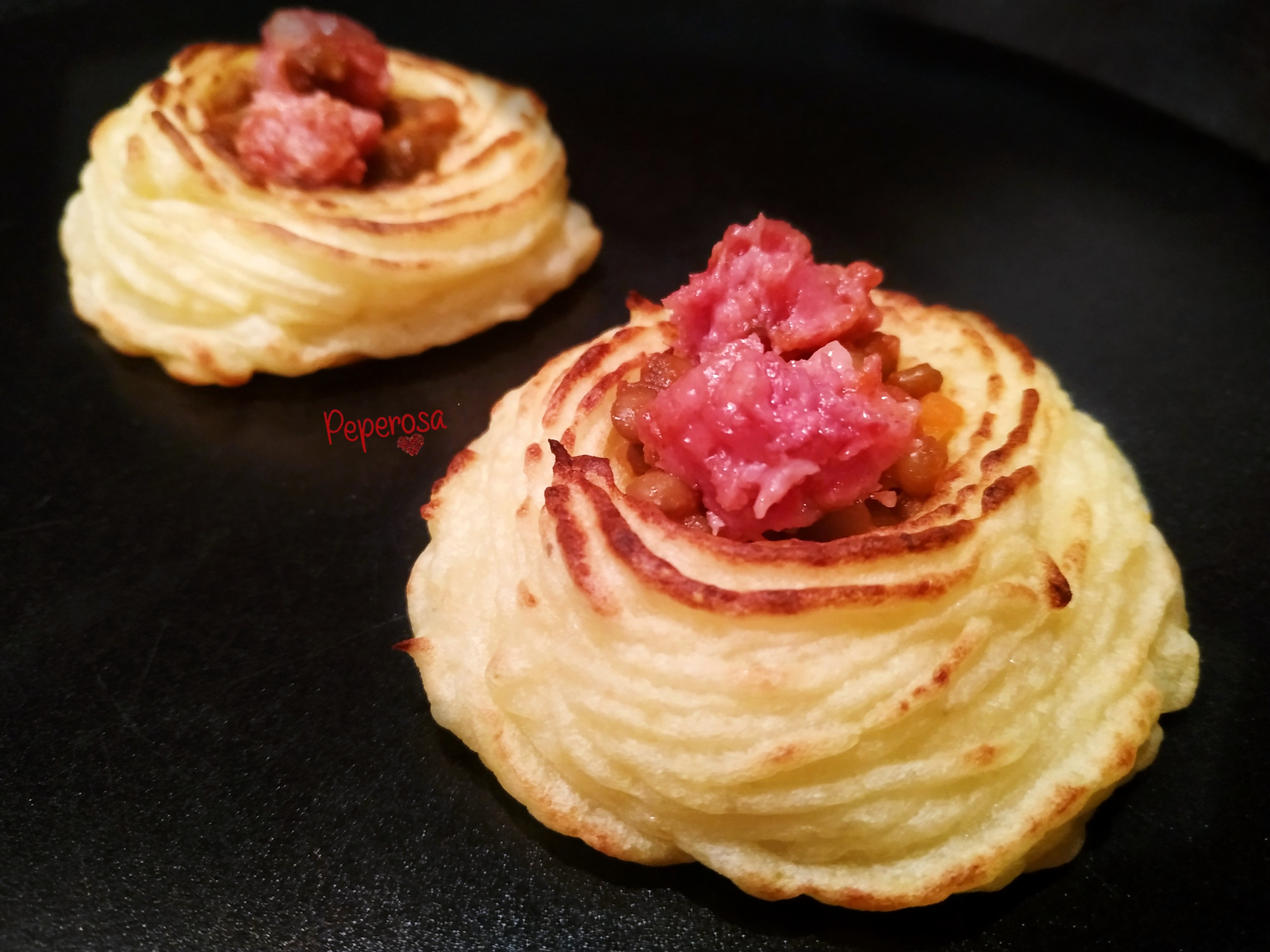 Cestini di purè cotechino e lenticchie