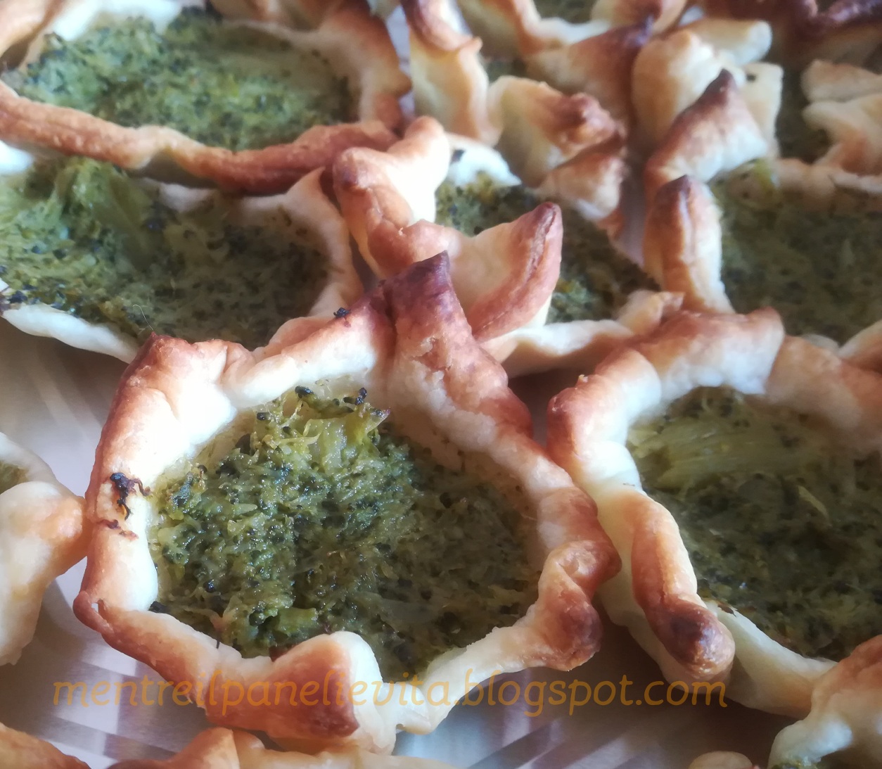 Cestini di sfoglia con broccoli