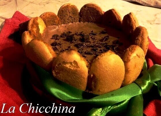 Charlotte al cioccolato e profumo d’arancia