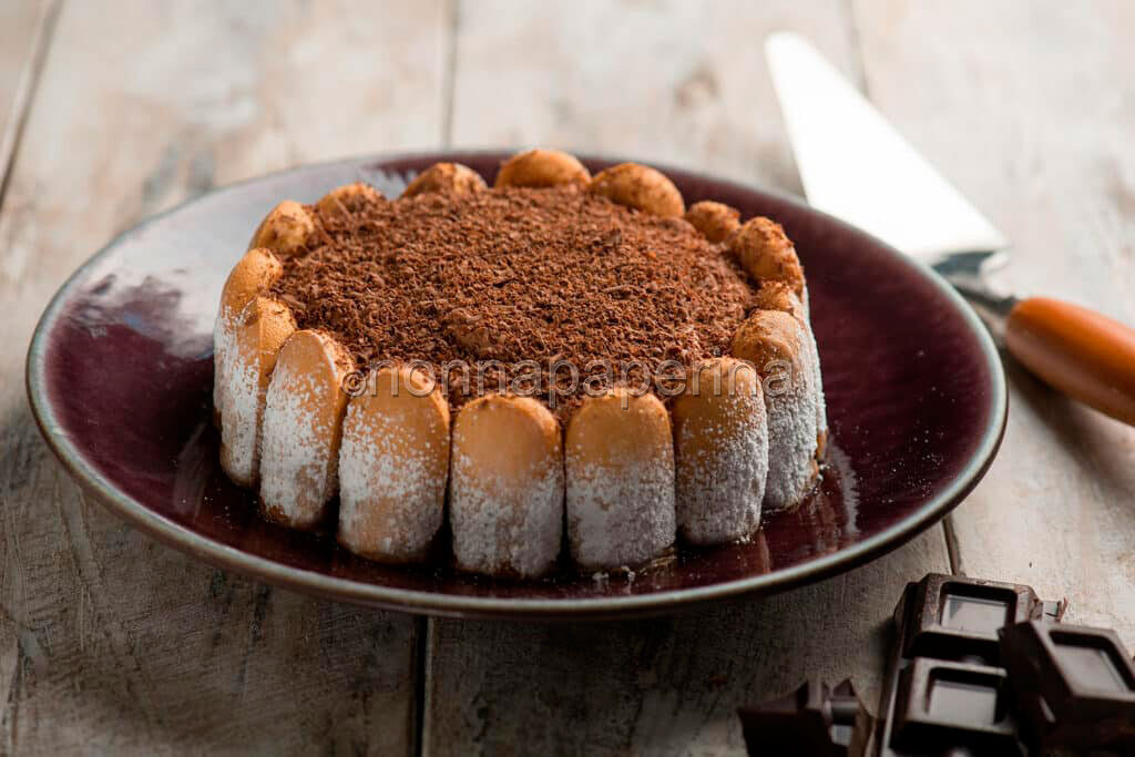 Charlotte al cioccolato, un classico dolce francese
