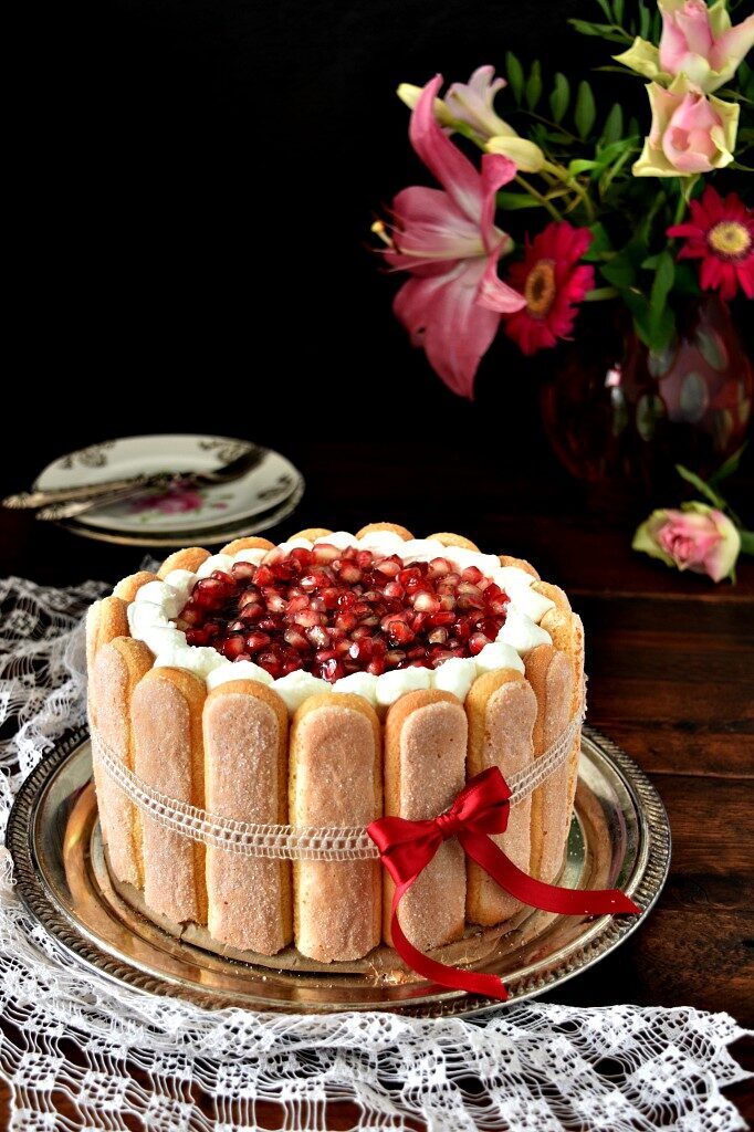 Charlotte alla melagrana, il dolce delle feste