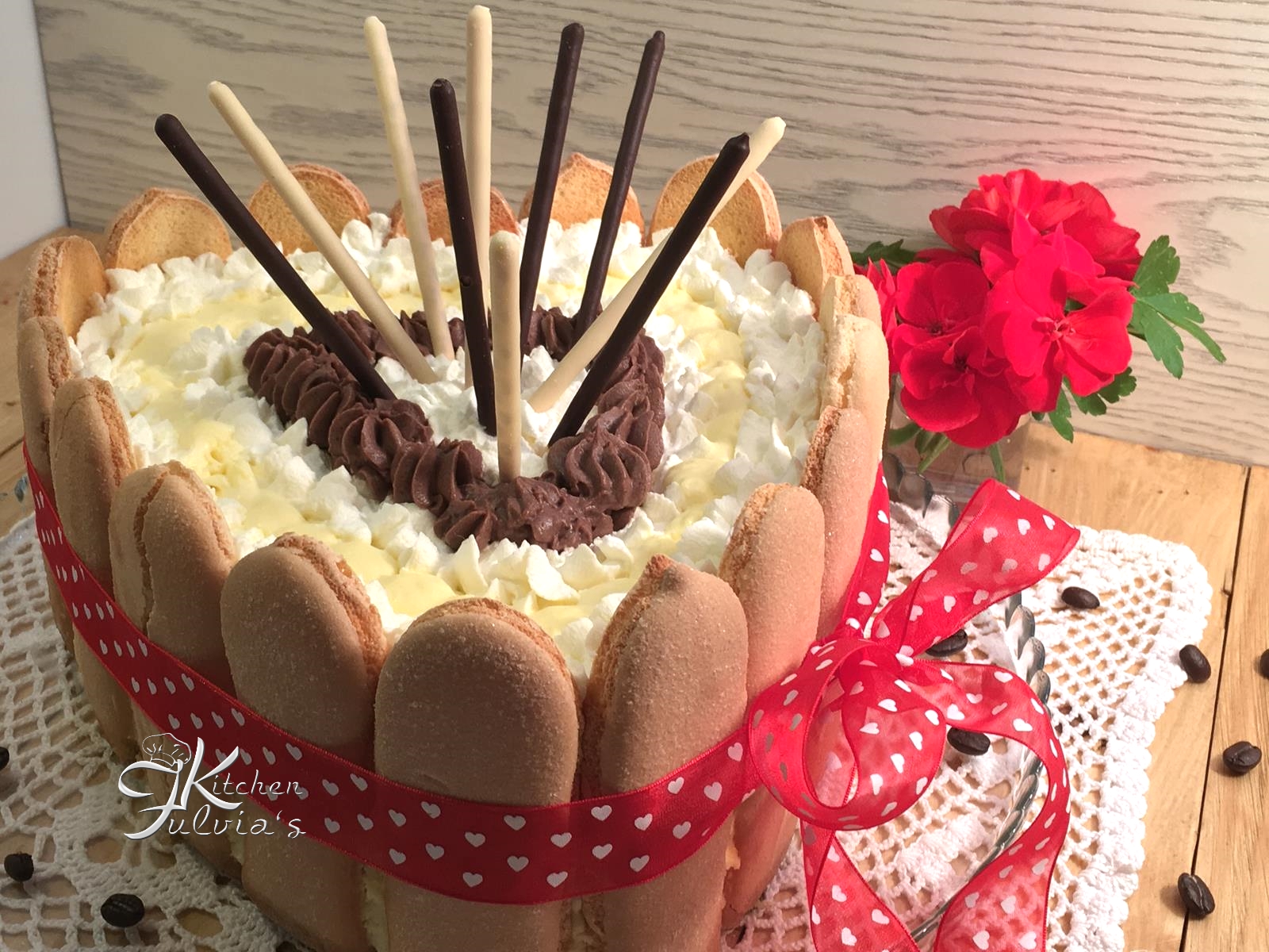 Charlotte tiramisù con uova pastorizzate – videoricetta