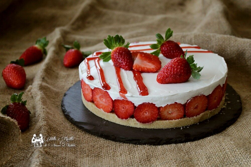 Cheese cake con salsa di fragole