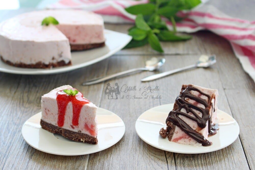 Cheese cake gelato, yogurt e fragole