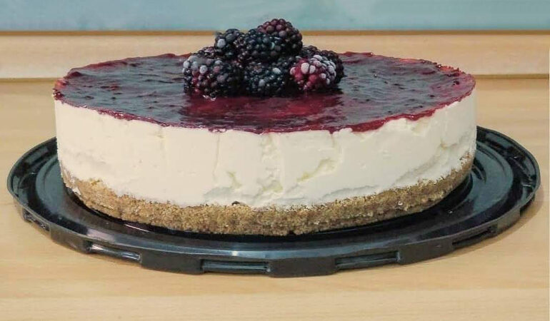 Cheesecake ai frutti di bosco senza cottura