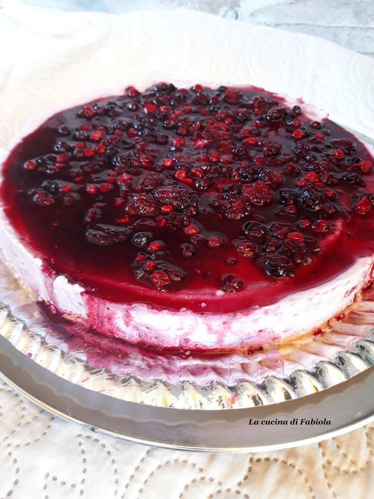 Cheesecake ai frutti di bosco ( senza cottura)