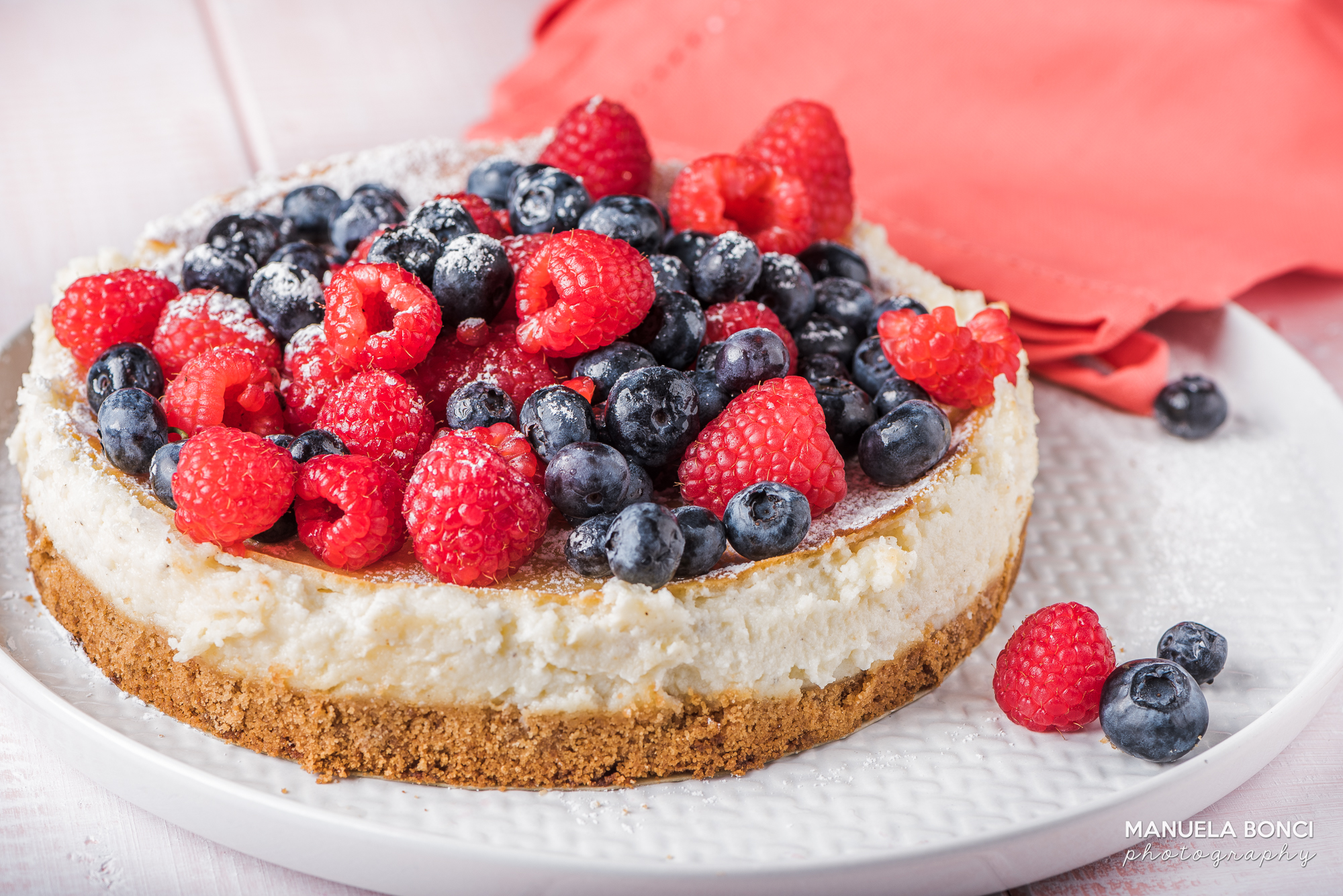 Cheesecake ai frutti rossi con preparato cameo
