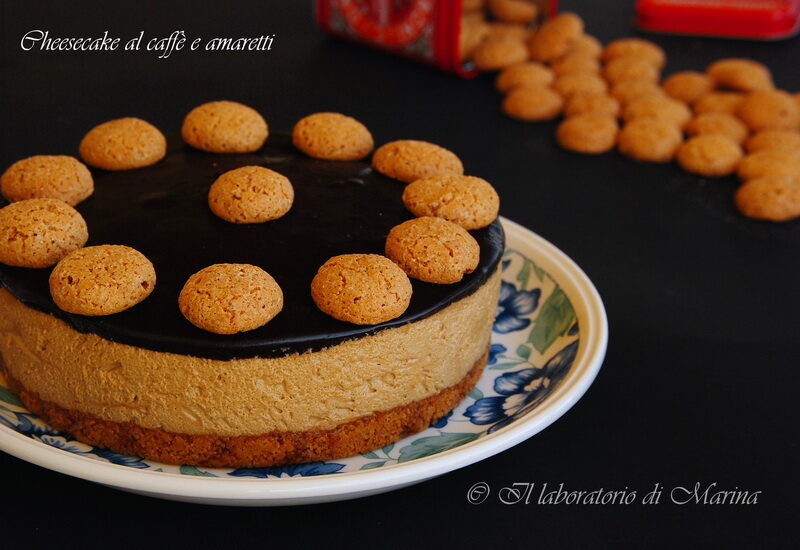 Cheesecake al caffe’ e amaretti