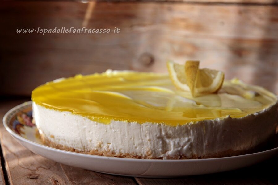 Cheesecake al limone e copertura al limoncello