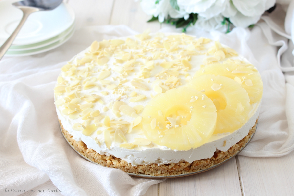 Cheesecake all’ananas senza cottura