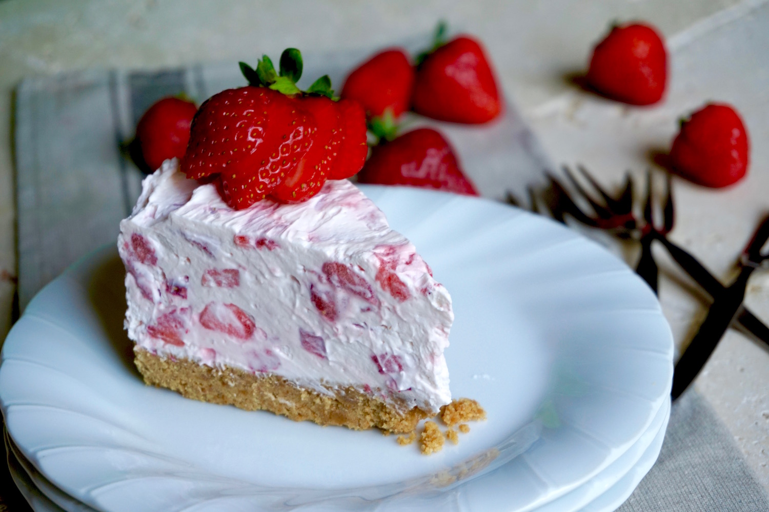 Cheesecake alle fragole, senza cottura