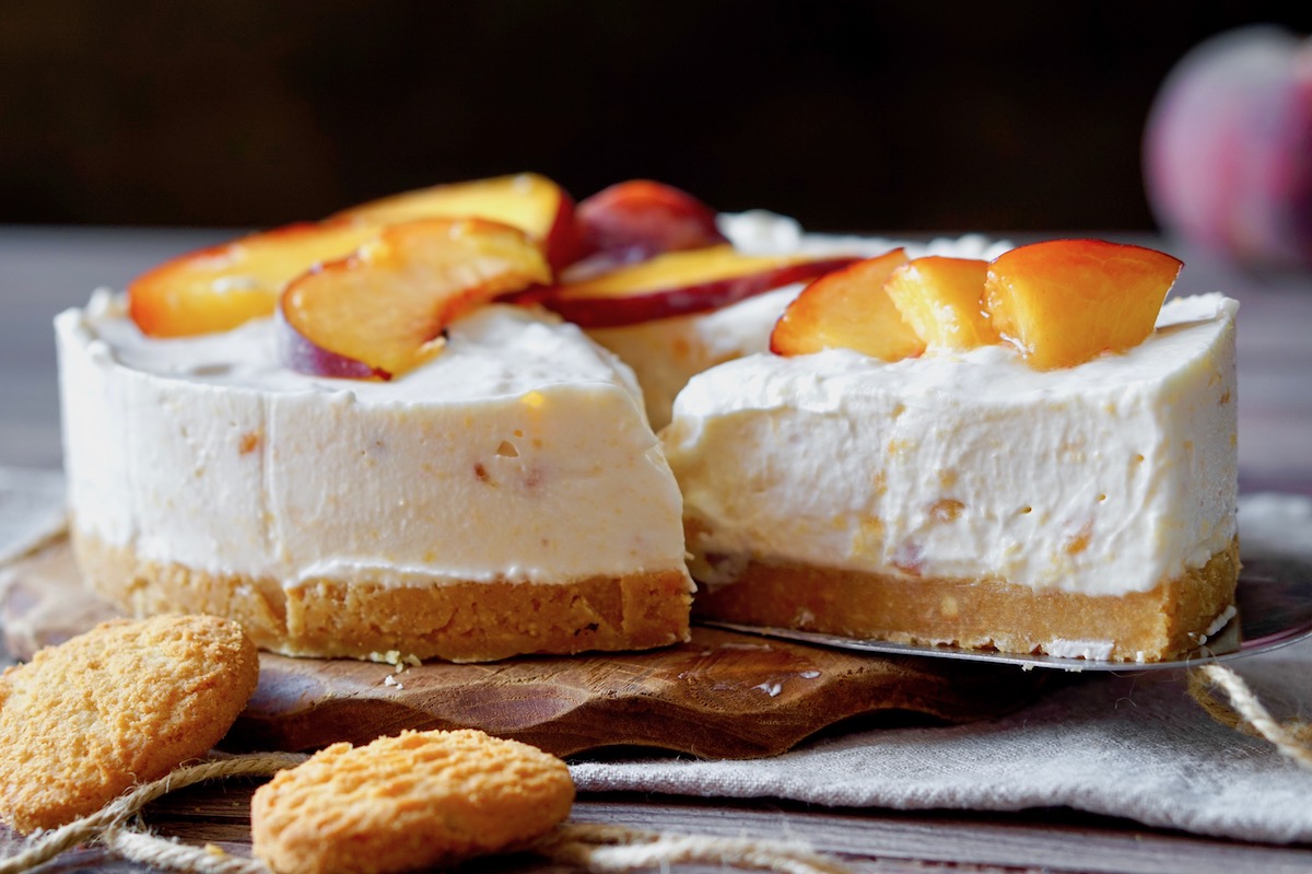 Cheesecake alle pesche senza cottura