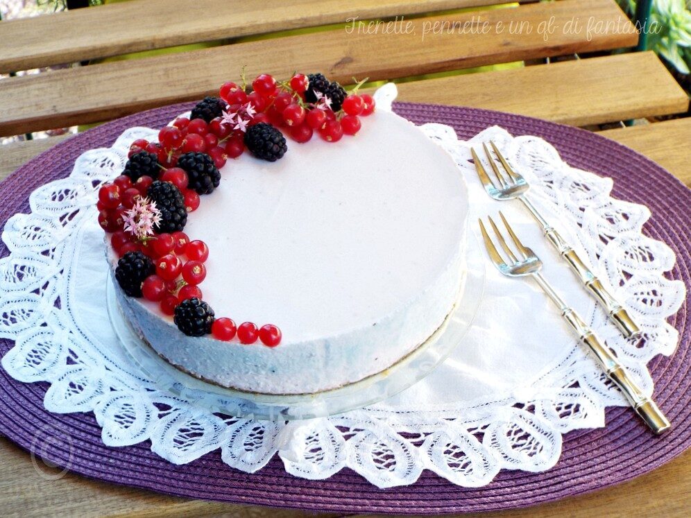 Cheesecake allo yogurt e frutti rossi