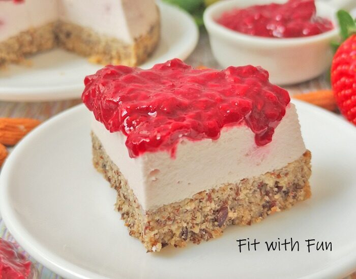 Cheesecake allo yogurt proteica keto senza zucchero uova glutine