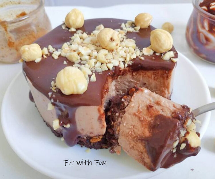 Cheesecake budino nocciole e cioccolato proteica e senza zucchero
