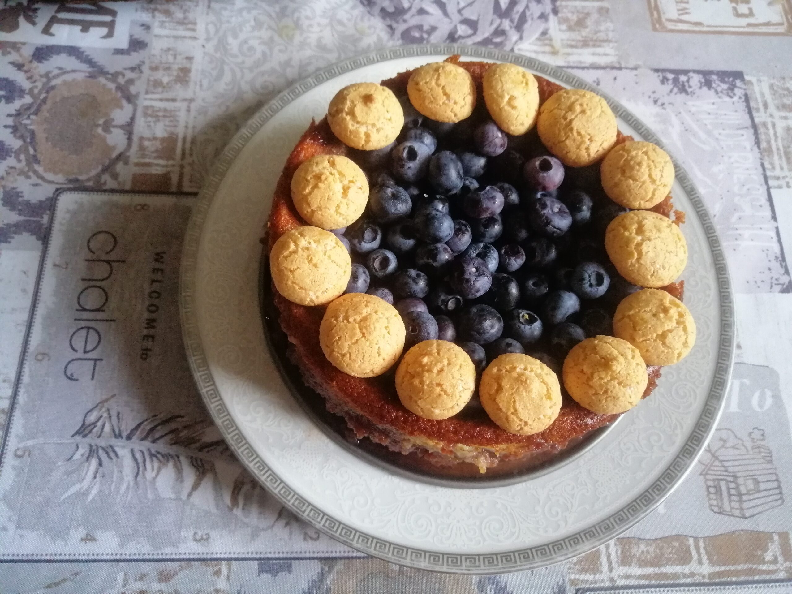 Cheesecake con amaretti e mirtilli
