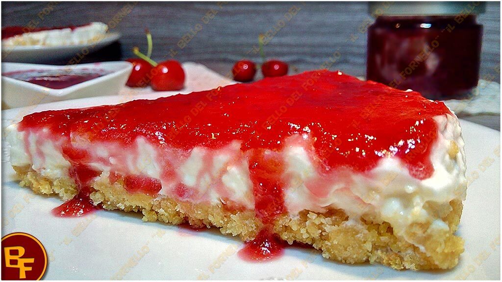 Cheesecake con marmellata di ciliege