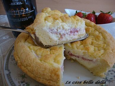 Cheesecake con ricotta e fragole ubriache