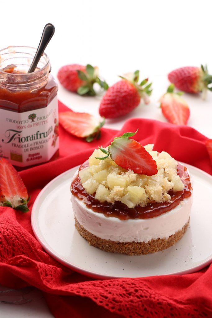 Cheesecake mimosa fragoline ed ananas