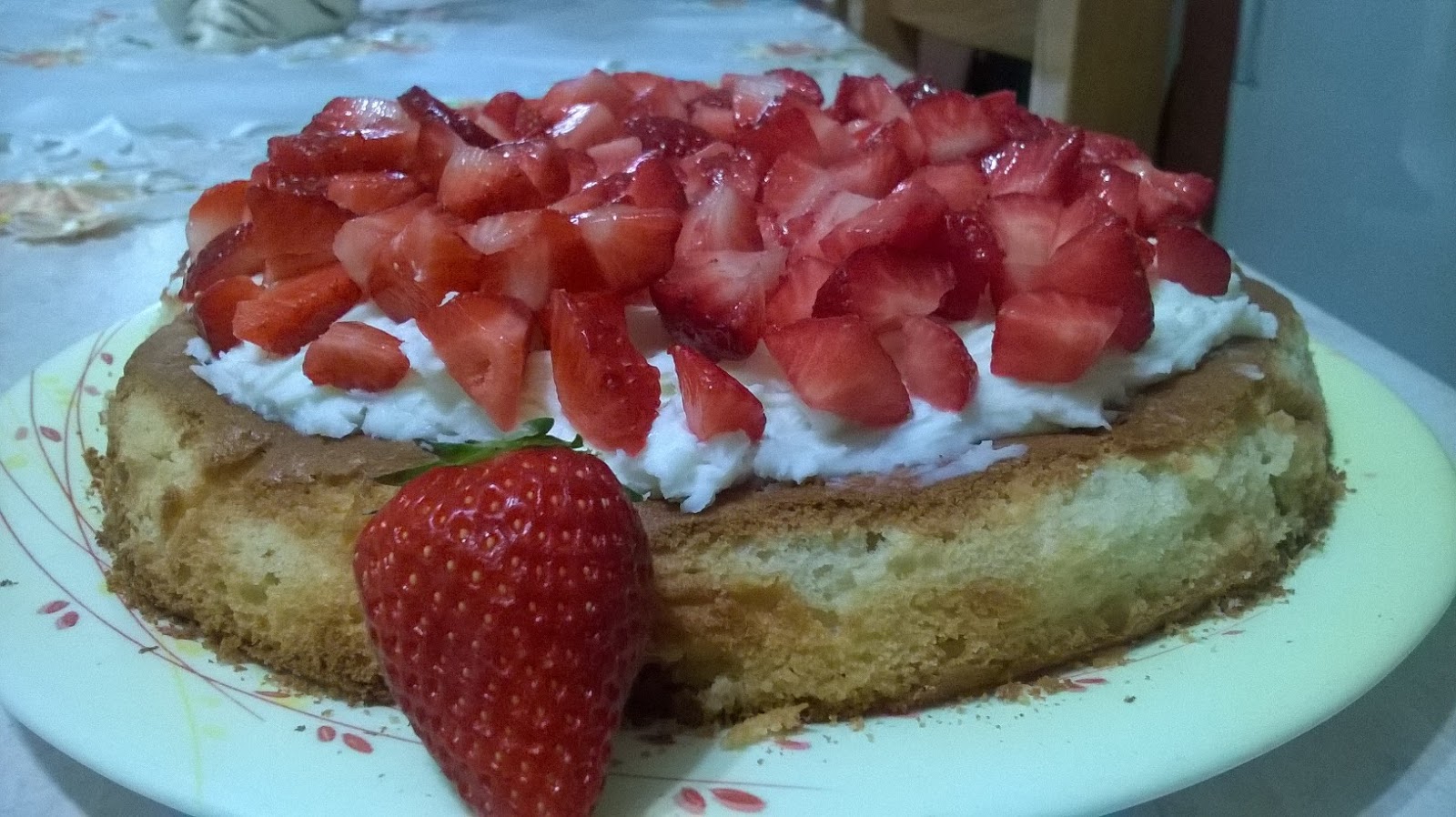 Cheesecake soffice con fragole