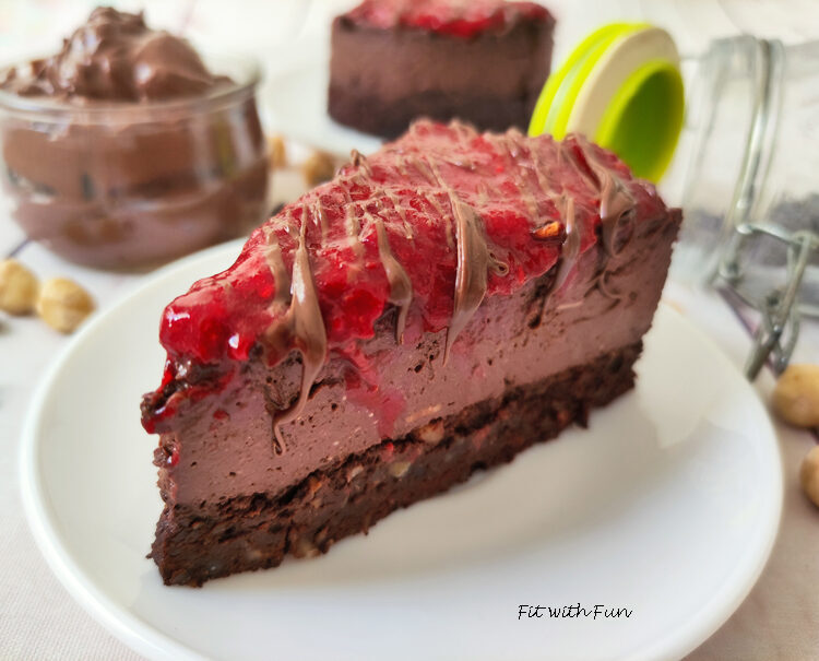 Cheesecake vegana cioccolato e nocciole senza glutine
