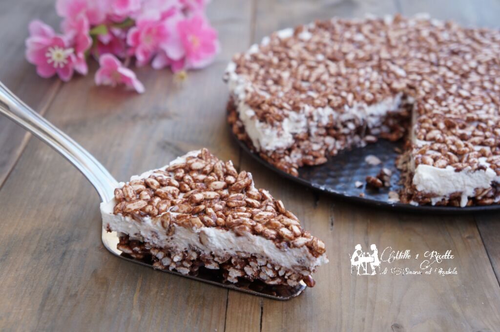 Chessecake con riso soffiato e cioccolato