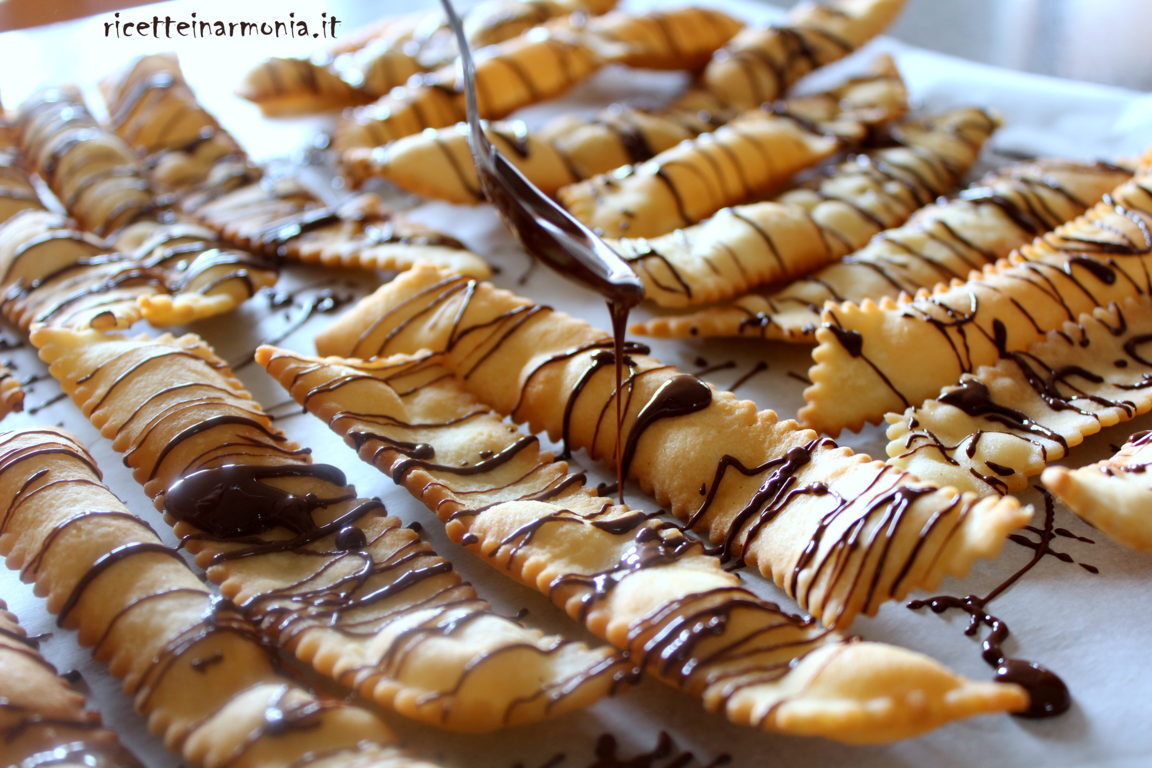 Chiacchiere al cioccolato