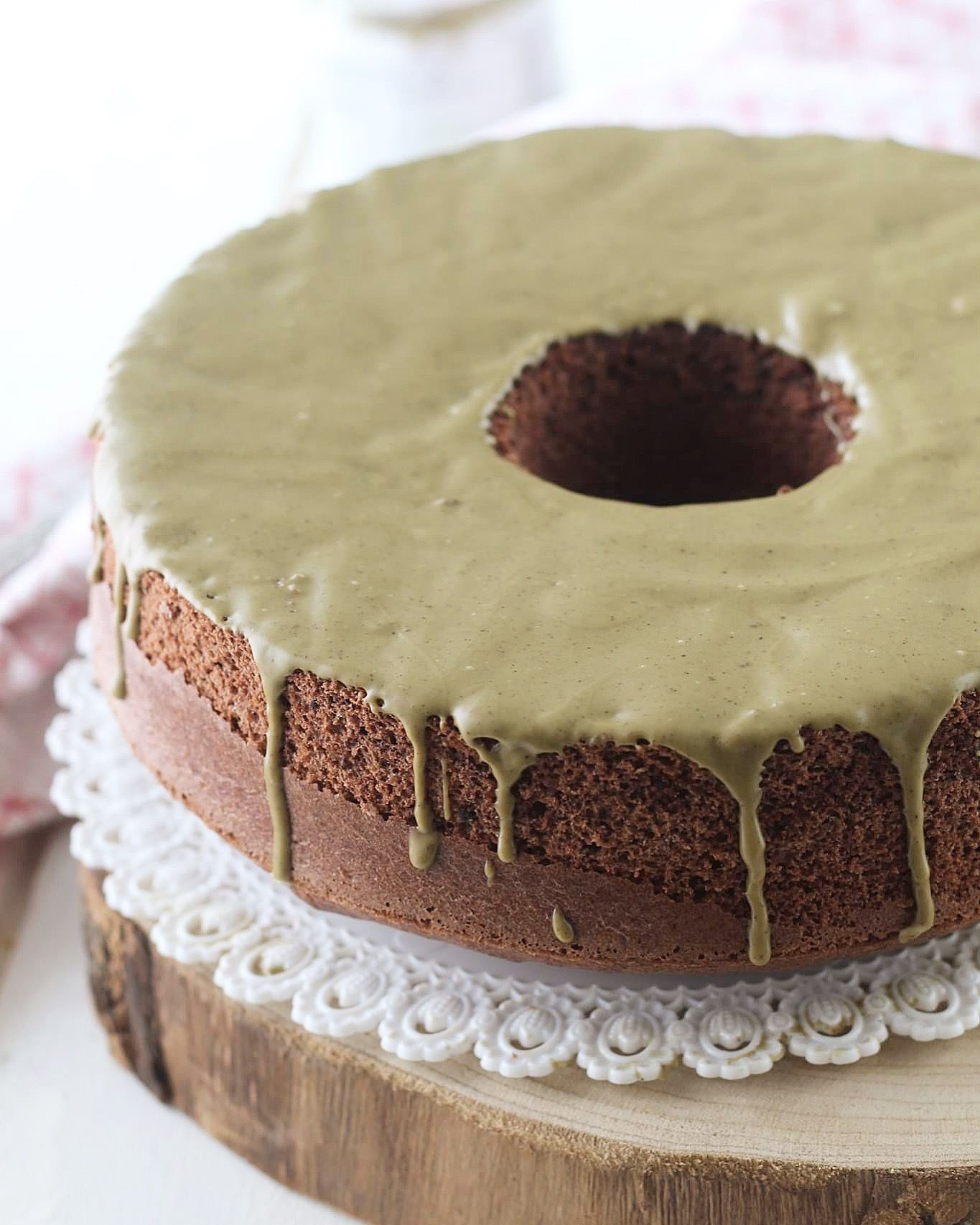 Chiffon cake al cacao e crema di pistacchio
