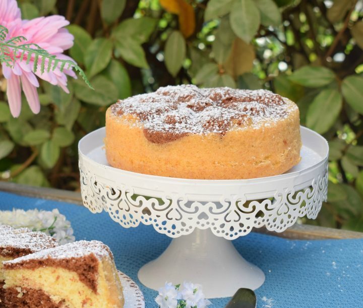Chiffon cake alla panna e cioccolato