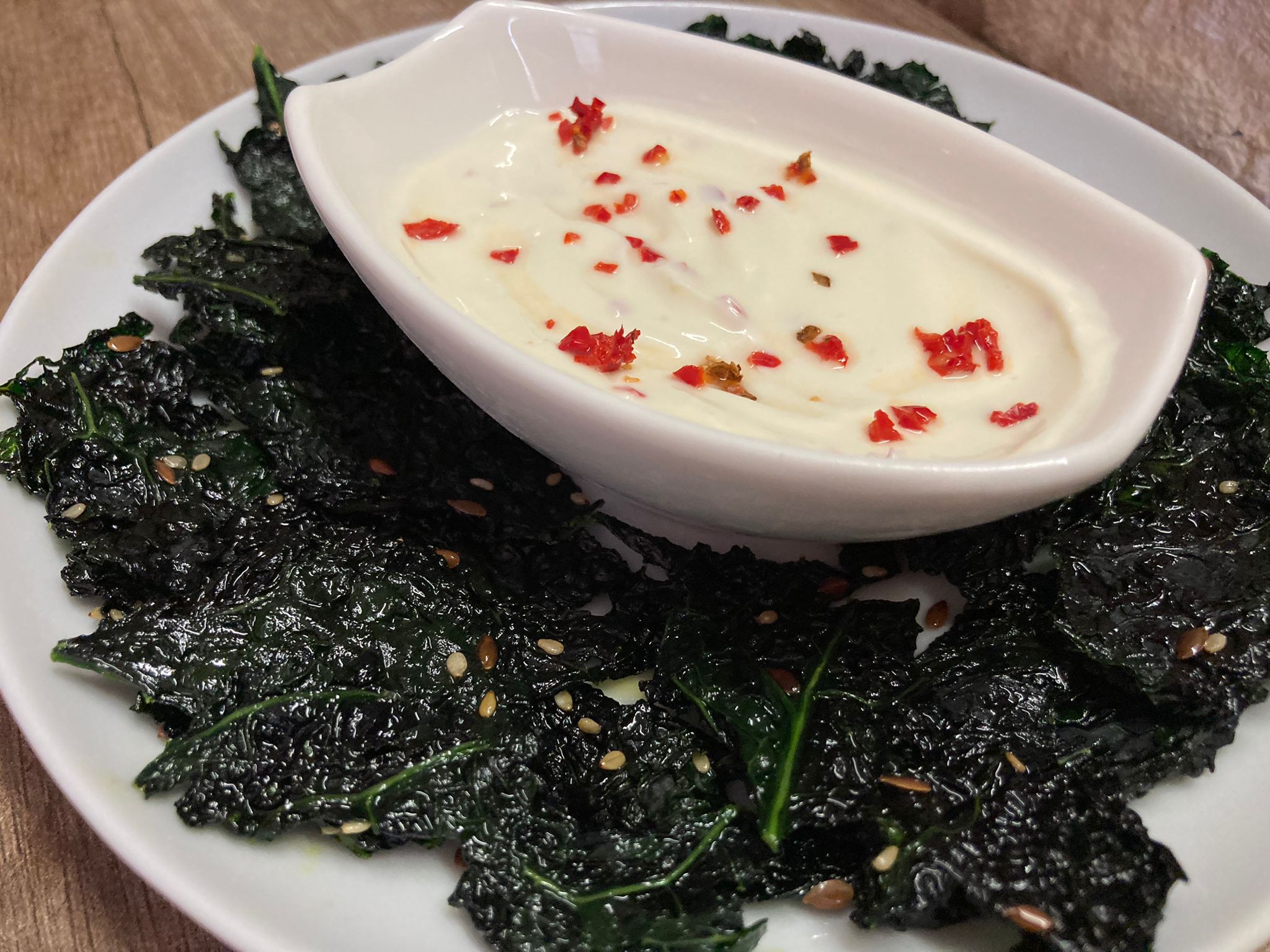 Chips di Cavolo nero: snack velocissimo e salutare. Miglior alternativa alle patatine