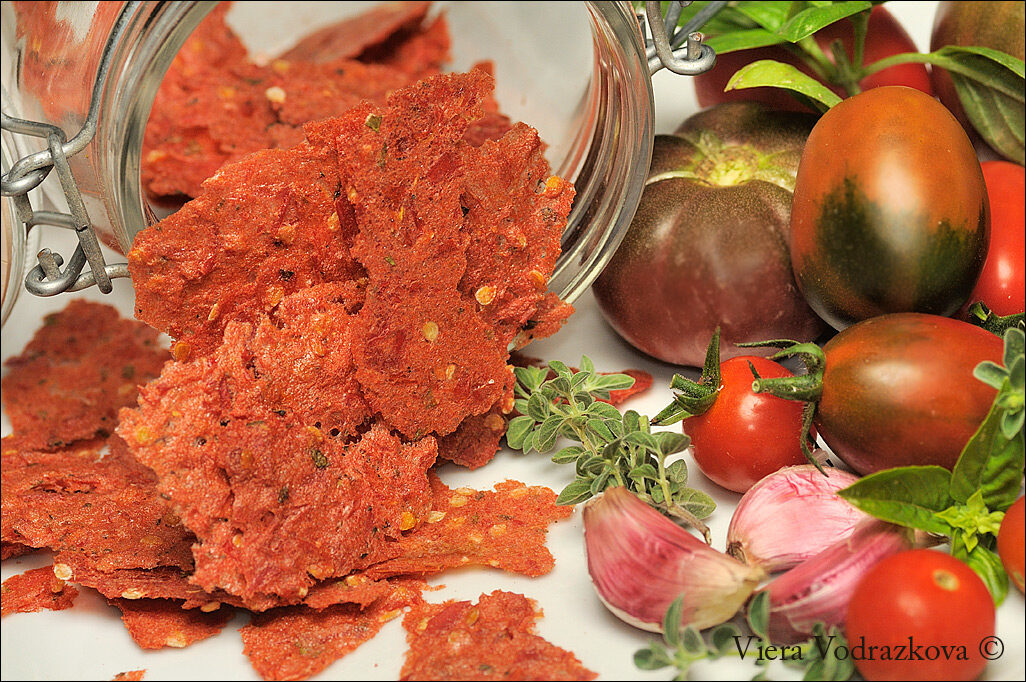 Chips di pomodori supercroccanti e leggeri