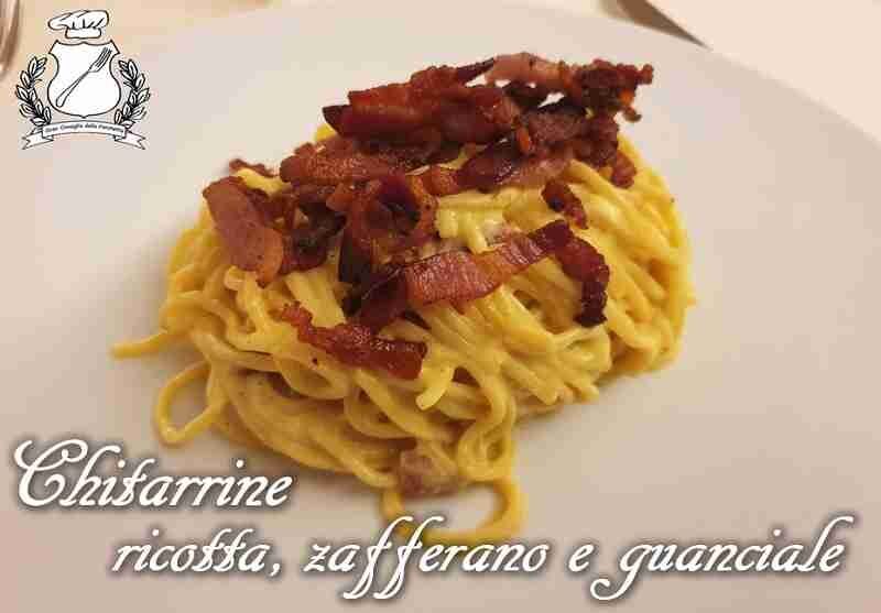 Chitarrine con ricotta, zafferano e guanciale