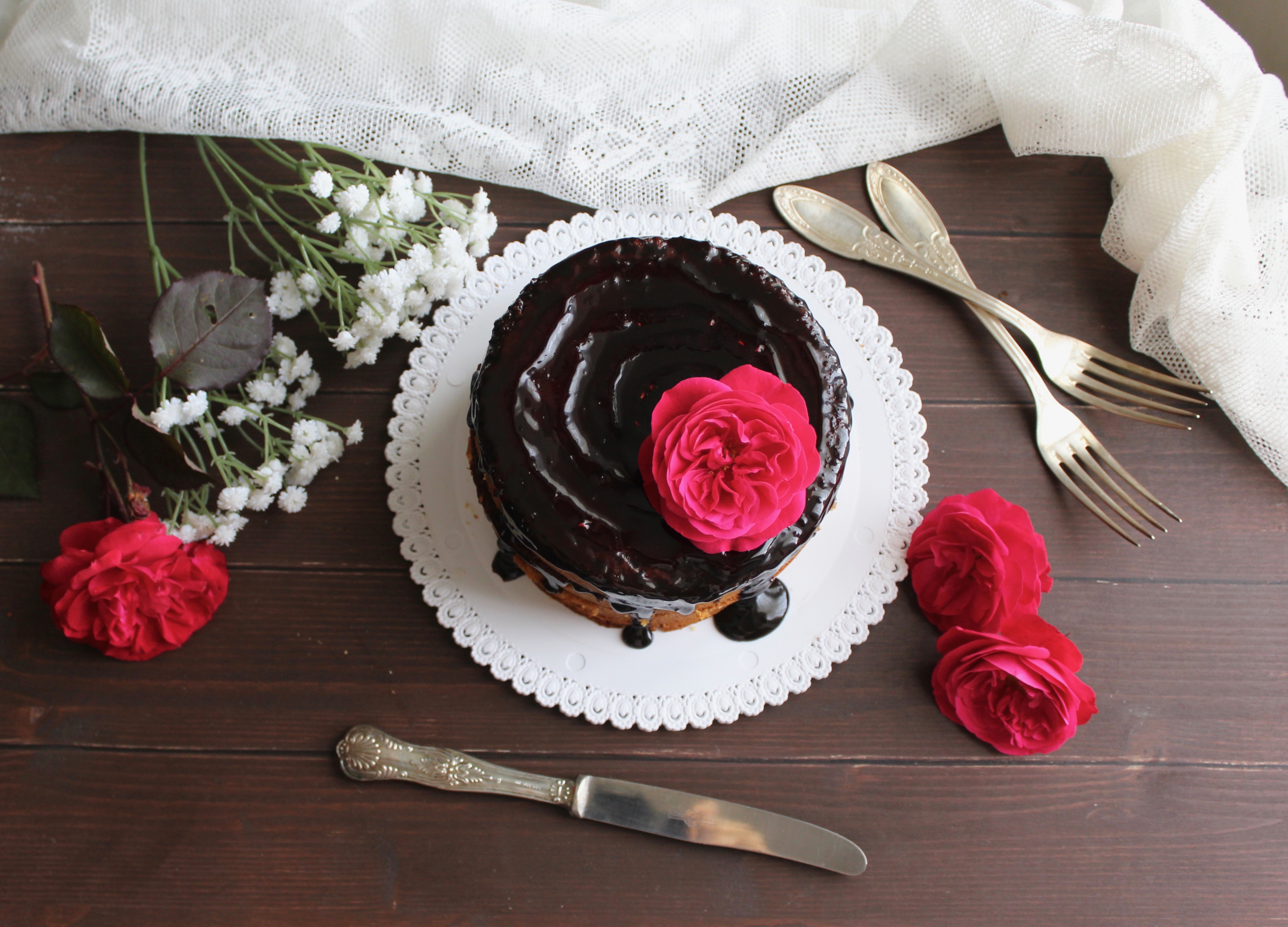 Chocolate Drip Cake