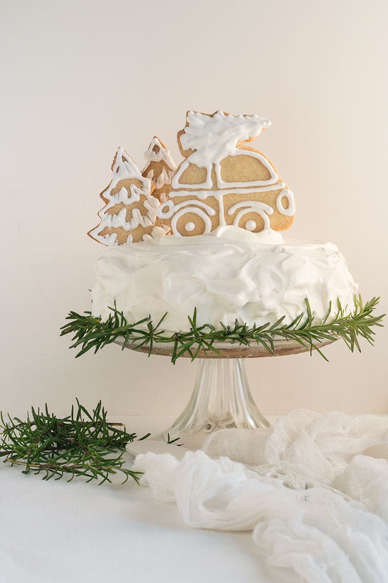 Christmas car topper cake