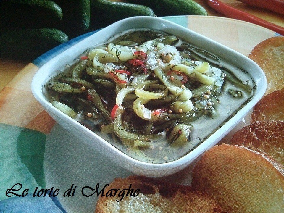 Chutney ai peperoni scarola e cetrioli..