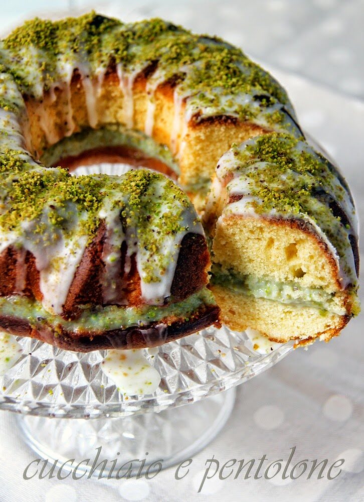 ciambella agli agrumi con crema ai pistacchi