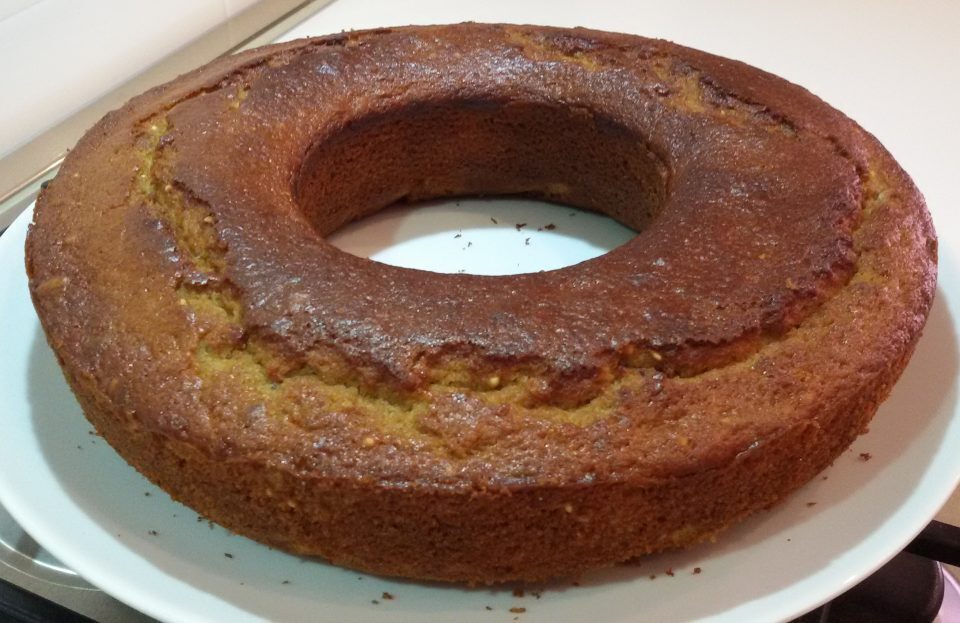 Ciambella ai cereali e agrumi