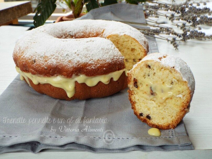 Ciambella al  bergamotto con crema allo yogurt