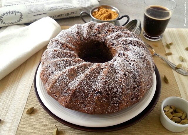 Ciambella al cardamomo caffè e cioccolato – senza burro